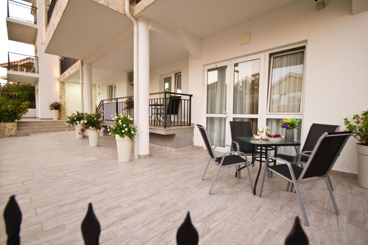 Apartments Saric Бар Экстерьер фото