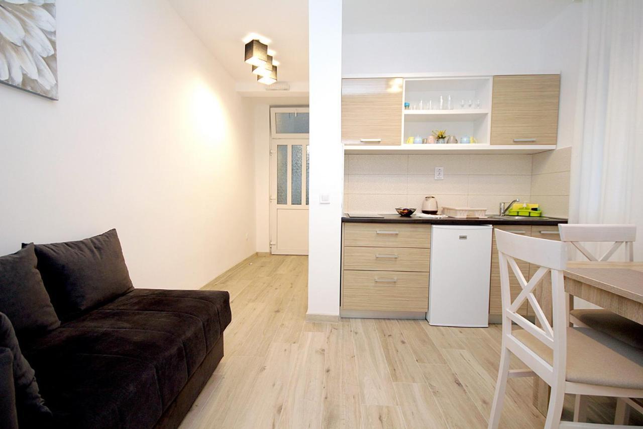Apartments Saric Бар Экстерьер фото